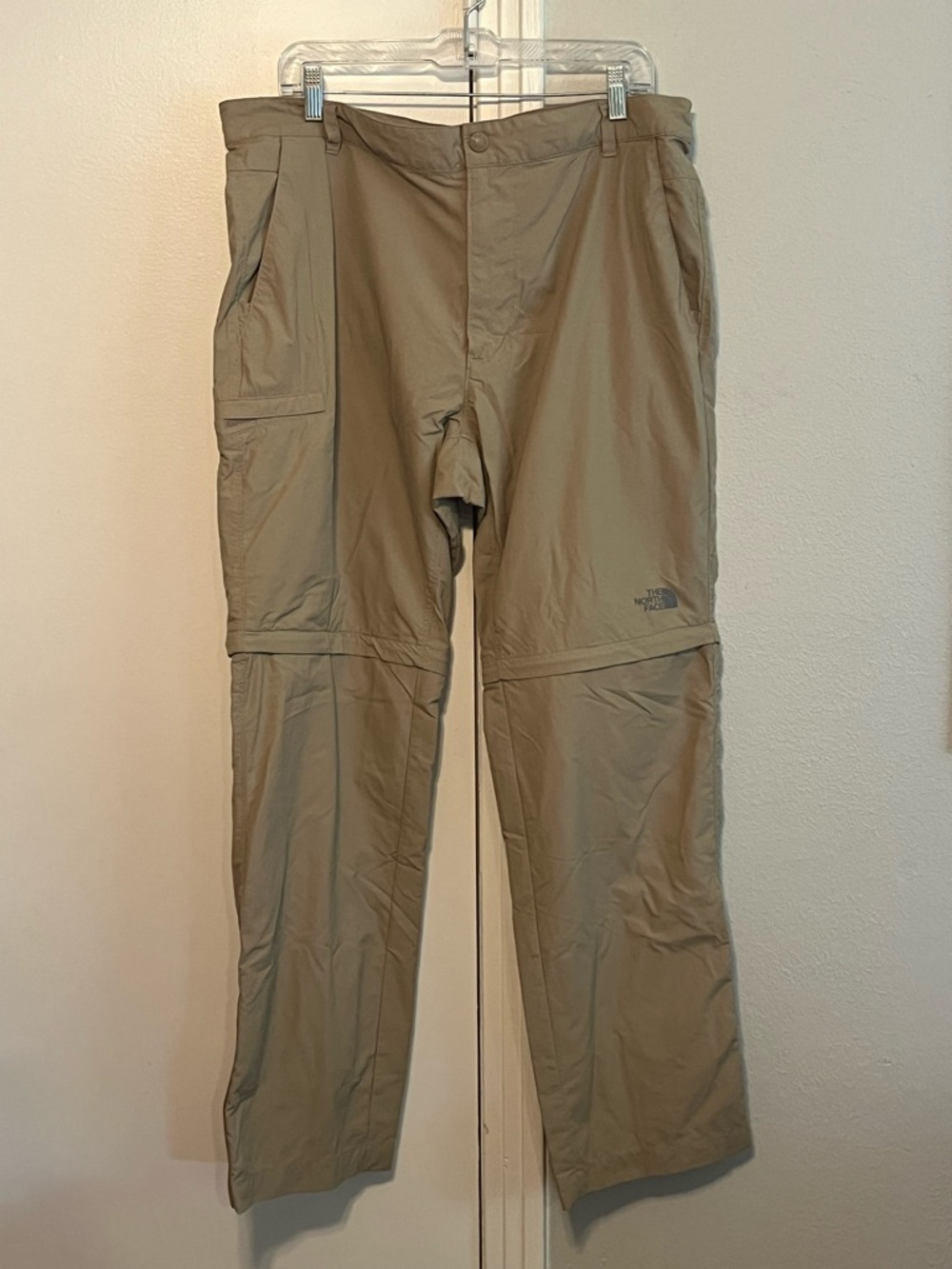 The North Face Men's Convertible Paramount Trail Hiking Pants — Khaki Size 38